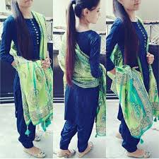 Maybe you would like to learn more about one of these? Pin Oleh Lau Di Love Suits Pakaian Wanita Model Pakaian Mode India