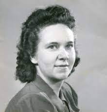 Karin Cummings's Instagram, Twitter & Facebook