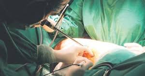 Kekurangan penderma organ dalam kalangan masyarakat merupakan masalah yang telah membelenggu negara malaysia sejak sekian lama. Permindahan Organ Dan Derma Darah Dari Persepsi Islam