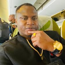 John Val's Instagram, Twitter & Facebook