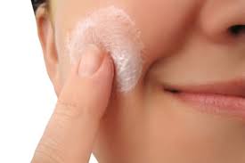 How To Get Rid Of Pimples With 6 Simple Household Items Fitlogy Com