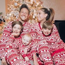 Jun 03, 2021 · loose women panellist stacey solomon revealed a fashion mishap on wednesday as she arrived in the exact same outfit as her sister jemma for a family day out. Stacey Solomon S Sadness As Sons Ask To Stay Longer With Their Dads Irish Mirror Online