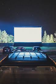 This weekend at the drive in! 30 Classic Drive In Movie Theaters Best Drive In Theaters In America