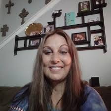 What are some ideas for macrame projects using green, light blue, pink, and  white colors?