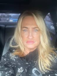 Hello again, I'm looking for a home hairdresser to cut my badly tangled  hair. An unenviable task but it has to be done asap. Many thanks, 😭