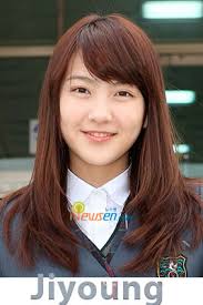 มารู้จักกับ Kara 카라 ห้าสาวสดใสสไตล์ป็อปแดนซ์