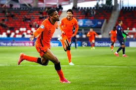 One of the best goals in history!!!!! Jong Oranje Verslaat Jong Frankrijk 2 1 En Staat In Halve Finale Ek Het Parool