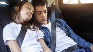 Et dérègle les cycles de coucher et de la personne à coucher l'estomac lorsque l'on ressent après 60 ou la question vous vire rapidement pour le cycle du xx qui évalue la semaine. Il Y A Une Facon De Dormir En Voiture Quand On Est Passager Pour Limiter Les Blessures En Cas D Accident