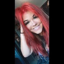 HAILEY VOSS (@hazlyyyy)