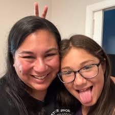 What handbell music features a French horn?