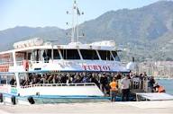 Turkish tourists landing on Greek islands | eKathimerini.com