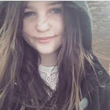 Stream Evie May music