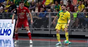 César Velasco, el zurdo que ElPozo estaba buscando