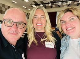 Kim Melanson's Instagram, Twitter & Facebook