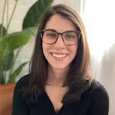 Laura Levitt, LMSW provides in-person and online therapy