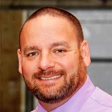 Dave Larose's Instagram, Twitter & Facebook