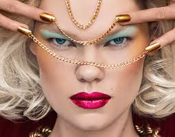 Bazaar China Projekte :: Fotos, Videos, Logos, Illustrationen und Branding  :: Behance