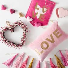 10 things i love about you. 15 Galentine S Day Gifts For Your Bffs What We Re Loving Design Trends Home Decor And Entertaining Hgtv