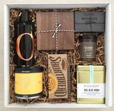 The Foodie Teak And Twine Corporate Gifts Christmas Gifts For Him Company Gifts