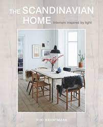 Over 350 colour photographs cover every aspect of the scandinavian design aesthetic, for anyone who has admired the subtle palette of a gustavian room or enjoyed sitting in an arne jacobson chair. The Scandinavian Home Interiors Inspired By Light Amazon De Brantmark Niki Fremdsprachige Bucher