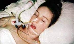 Only three weeks before the murders leah betts had died after taking an ecstasy pill on her 18th betts was found to have died from swelling to the brain after she drank 12 pints of water in just 90. Death Of Leah Betts Wikipedia