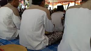 Kalau belum punya, berikut saya sajikan sholawat terbarunya. Kanzus Sholawat New 2017 Jalla Man Qod Arsalak By Muchammad Afifuddin99