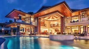 The oil and gas tycoon can boast about owning the world's largest and most expensive private residence. 10 Most Expensive Luxurious Mansions In The World India Imagine