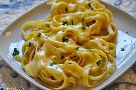 Add as much as you like depending on how thin you like your soup. Olive Garden Alfredo Sauce Tasty Pasta Recipes Copykat Recipes