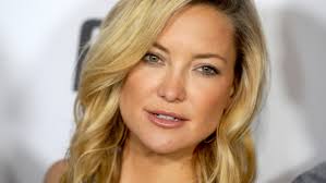 Birthday yoga and a surprise for my little sister @katehudson, paltrow wrote on instagram alongside a shot of the two smiling. Kate Hudson Postet Sussen Familien Moment Mit Ihren 3 Kindern