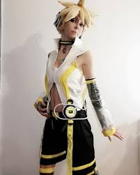 Have some of my Len append cosplay I did the other day :3 I shall be  working on real shoots in the new year – @nes-chick on Tumblr