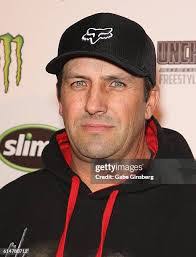 Beau Manley's Instagram, Twitter & Facebook