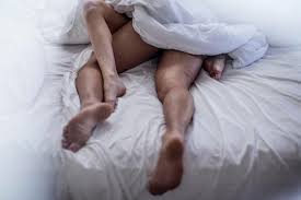 Untuk itu disini mimin akan bantu kalian dimana sih. Secret Hotel Sex With Married Boss Is So Special But Is He Using Me