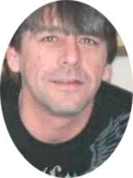 Sandy Newby's Instagram, Twitter & Facebook