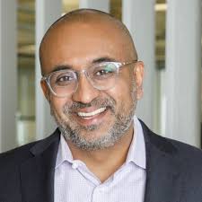 Everyone deserves a chance. 👼 A friend of mine, father of two, junior  software engineer has had an incredibly hard last few years. Despite  everything he's graduated Birkbeck, University of London… |