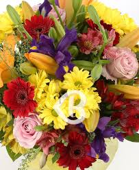 Crizantema este floarea reprezentativă a toamnei. Livrare Buchet Inceput De ToamnÄƒ Crini Portocalii Crizanteme Galbene Irisi