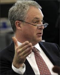 Old Hands, New Hurdles: State Chiefs Who Take the Local Reins