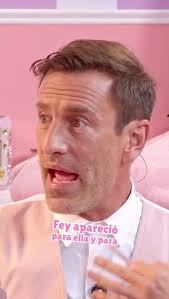 ¡Pinkylovers! 💖 ¿Ya se sabían todo el chisme detrás de la relación de  #MauriStern y #Fey? 😱 Aquí nos contó todo 👀👉 YouTube: #PinkyPromise 💖  Jueves 9:00 P.M. 🦄💖 #PinkyLovers #SenseiMedia #KarlaDiaz