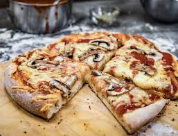 Pizza Vom Grill Rezepte Kochen Backen Getranke Lieblingskuche Rezept Rezepte Der Perfekte Pizzateig Lebensmittel Essen