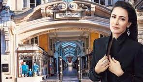 Posted on 5 kasım 2020 by fatma sürer. Emir Sarigul Un Eski Esi Fatos Altinbas Londra Nin En Prestijli Bolgesinde Magaza Aciyor