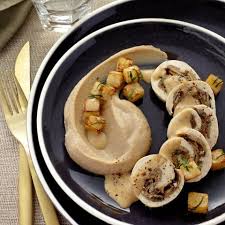 Roule De Volaille Aux Champignons Et Puree Douce Plat Gastronomique Recettes De Cuisine Recette Gastronomique