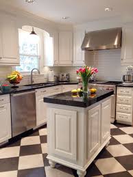 Последние твиты от richmond cabinets (@therichmondcc). Bm Dove White Kitchen Cabinets Milky Way Granite Counters Light Fixture From Schoolhouse Elec Kitchen Inspirations Dove White Kitchen Cabinets Kitchen