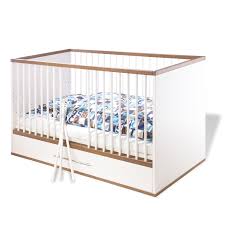 Souple et hypoallergénique, la parure de lit bébé pas chère commercialisée chez cdiscount comble les besoins en douceur de votre enfant. Lit Bebe Evolutif Tuula Pinolino Lit Bebe Evolutif 70x140 Cm