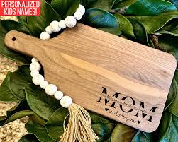 Mother's Day Gift Personalized Cutting Board Custom Engraved Charcuterie  Board, Gift for Mom With Kids Names, Mom Birthday Gift, Christmas