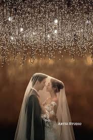 Enjoy A Wedding Ceremony And Party On A Budget In 2020 Wedding Photo Studio Wedding Poses Wedding Photoshoot