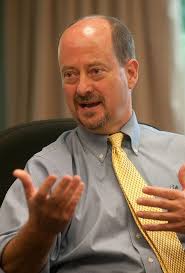 Centennial school board amends contracts for two high-level administrators