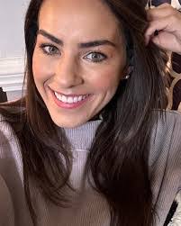 Julie Villarreal's Instagram, Twitter & Facebook