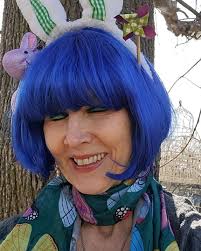 Happy Windy Sat Filling in tonight with my friend Bobby Rutherford 630 to  930 Come out , say hi in howl at the moon #ilovemyrockandrolllife ☮️💜🎶 Hi  mom