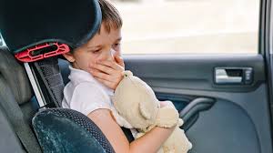 Allerdings ist der beifahrersitz ein bei dem nachwuchs recht begehrter sitzplatz. Reisekrankheit Warum Kindern Im Auto Oft Ubel Wird Ndr De Ratgeber Gesundheit