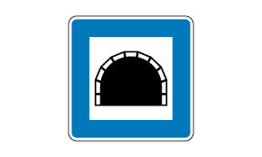 Wie verhalten sie sich jetzt richtig? Sie Fahren In Einen So Gekennzeichneten Hell Erleuchteten Tunnel Wie Verhalten Sie Sich 1 4 42 132