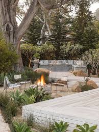 Garden Ideas 7 Pro Tips Courtesy Of Hollywood S Go To Guy California Backyard Seaside Garden California Garden